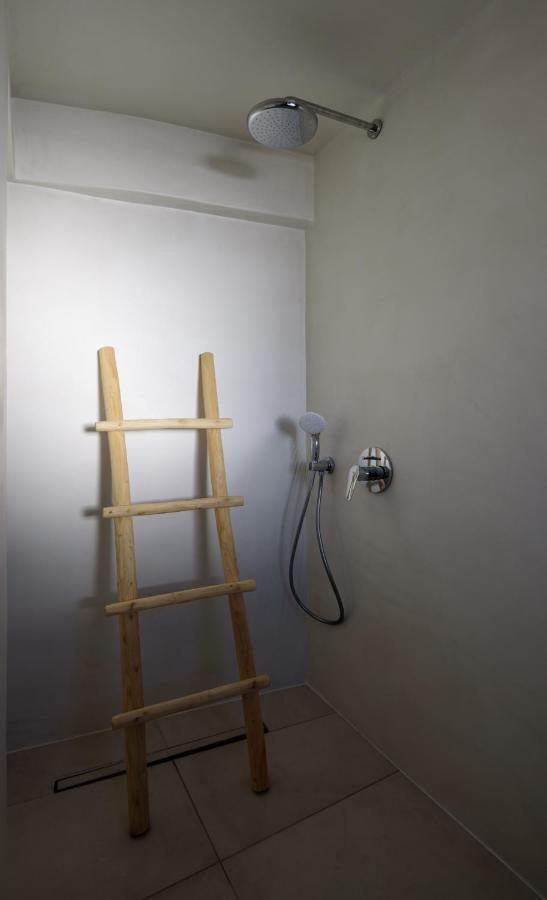 Ryolithos Suites Foinikia  Ngoại thất bức ảnh